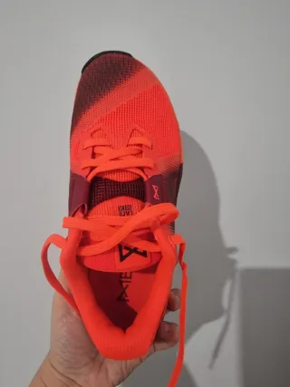 T36 Nike Metcom 10 rojas/naranjas