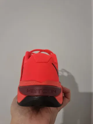 T36,5 Nike Metcom 10 rojas/naranjas