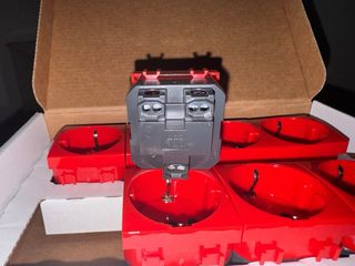 8 Prese Elettriche Rosse Totale Sono 8 pacchi