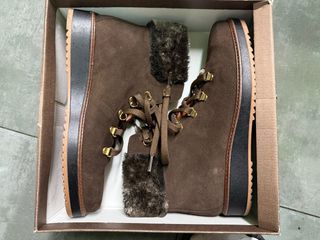 Botas de mujer marrones con pelo