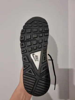 T38 Nike Air Max Command PRM