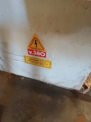 Lijadora de banda industrial