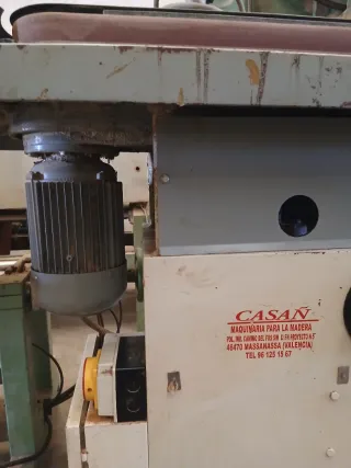 Lijadora de banda industrial