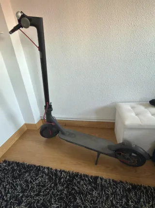 Patinete Eléctrico Negro xiaomi M365, sin bateria