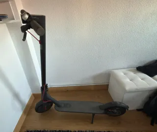 Patinete Eléctrico Negro xiaomi M365, sin bateria