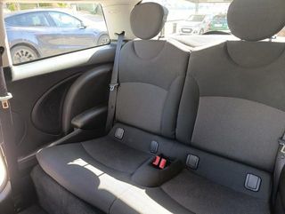 MINI MINI Cooper One D 66 kW (90 CV)