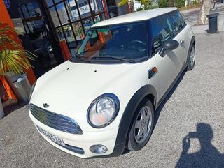 MINI MINI Cooper One D 66 kW (90 CV)