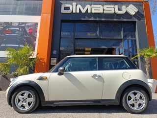 MINI MINI Cooper One D 66 kW (90 CV)
