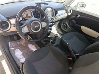 MINI MINI Cooper One D 66 kW (90 CV)