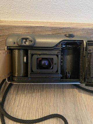 Cámara Konica Zoom 35-70mm VP