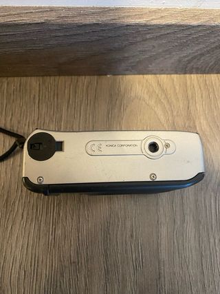 Cámara Konica Zoom 35-70mm VP