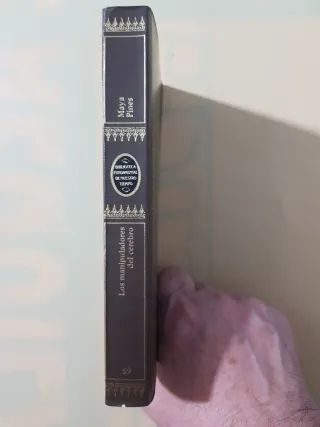 Libro Los manipuladores del cerebro