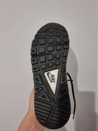 T40 Nike Air Max Command PRM