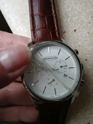 Reloj Suizo Esfera Blanca Correa Marrón