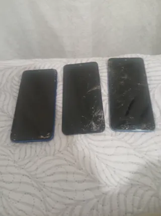 4 móviles rotos pantalla