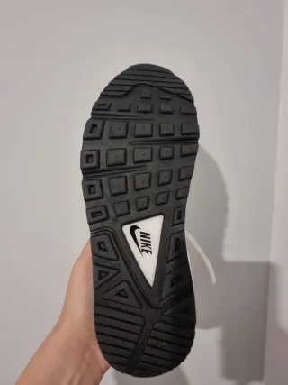 T36,5 Nike Air Max Command PRM