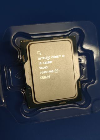 Intel Core i3-12100F
