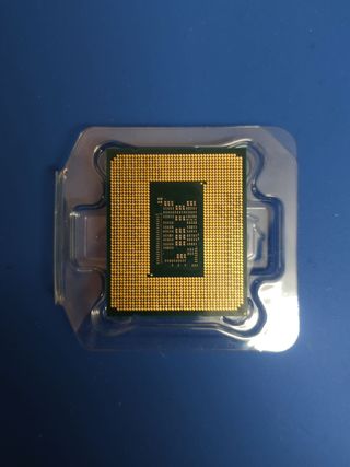 Intel Core i3-12100F