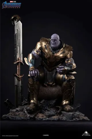 Thanos Queen Studios Figura Coleccionista