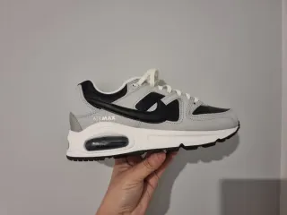 T38 Nike Air Max Command PRM