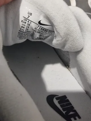 T38 Nike Air Max Command PRM