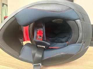 Casco MT Helmets Integral Rosa y Blanco