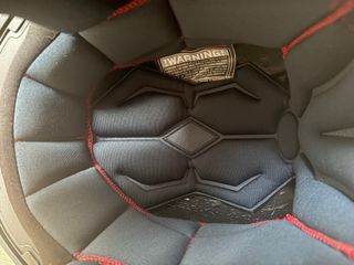 Casco MT Helmets Integral Rosa y Blanco