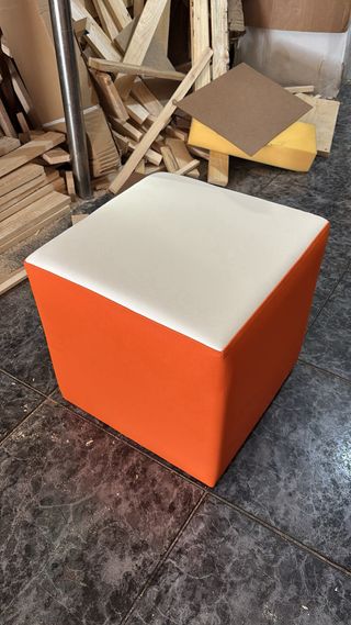 Sillón + 2 Puff Tapizado sofa restaurante