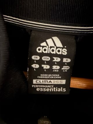 Chaqueta Adidas Negra con Rayas Blancas
