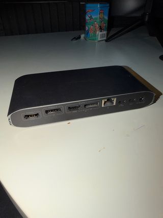 Stazione dock per computer a tripla visualizzazione 4K