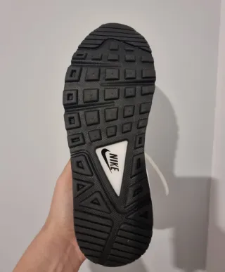 T39 Nike Air Max Command PRM