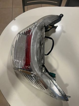 Foco Trasero Kymco Xciting 500R ABS