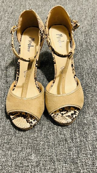 Zapatos de tacón Membur beige y multicolor