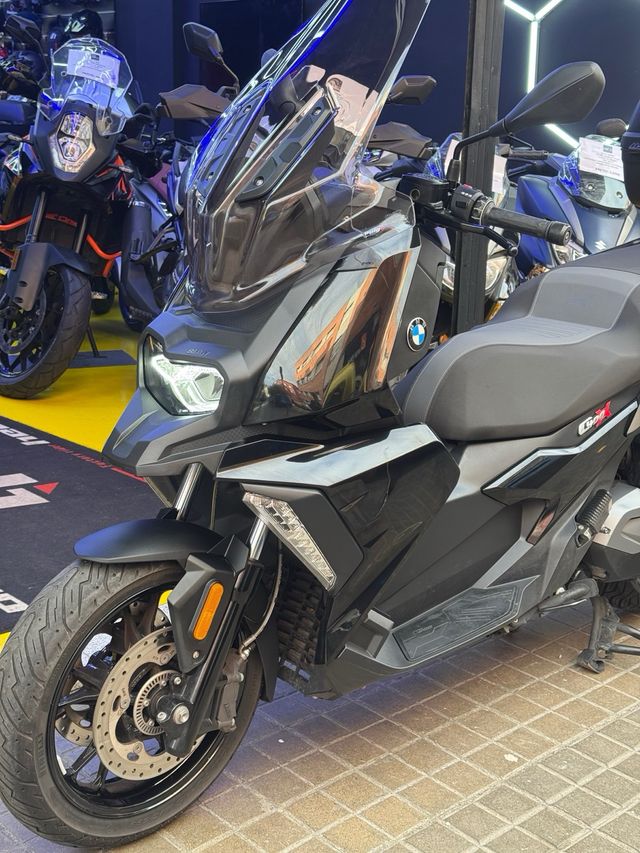 BMW C400X 18.000km