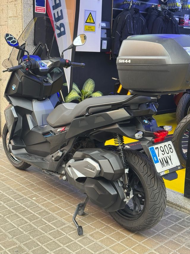 BMW C400X 18.000km