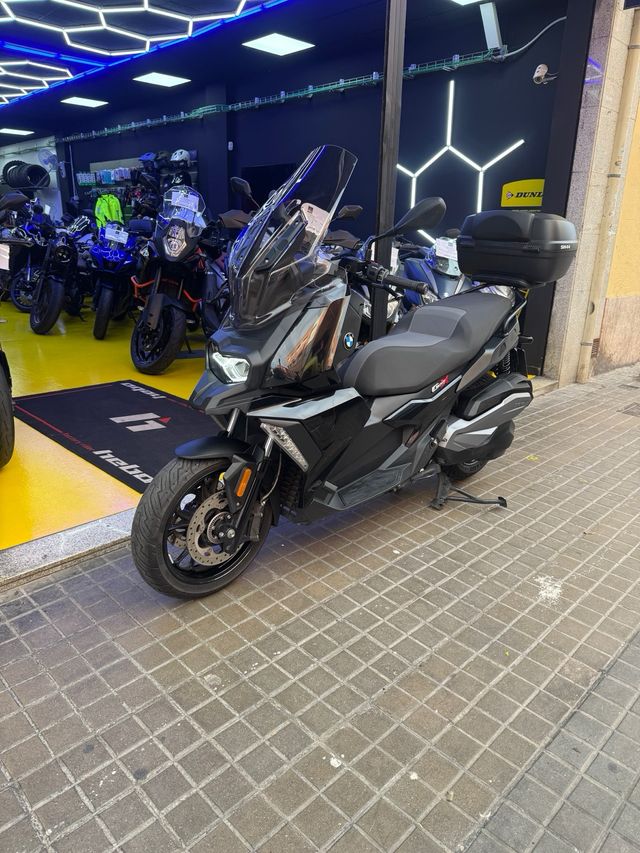 BMW C400X 18.000km