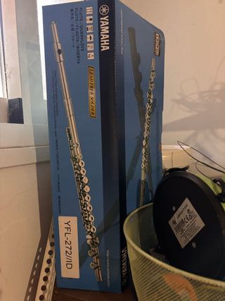 Flauta Travesera Yamaha Negra