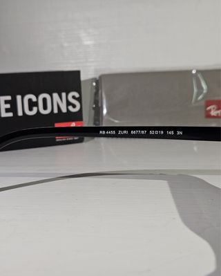 Occhiali Ray-Ban Zuri Neri