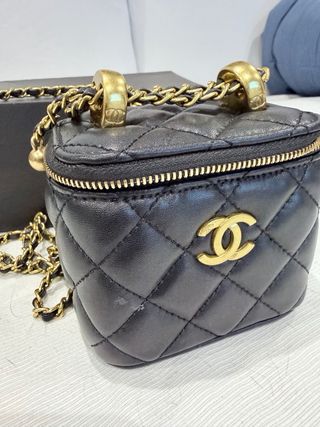 Mini Borsa Chanel Nero e Oro in Pelle
