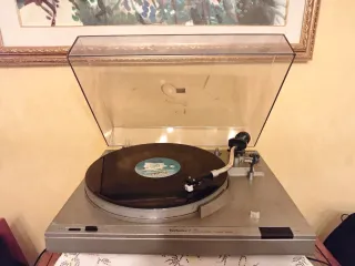 Giradischi Technics SL-303
