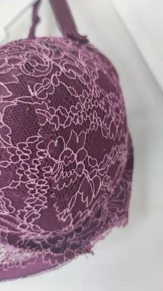 Sujetador Censored Encaje Burdeos/Morado 95C