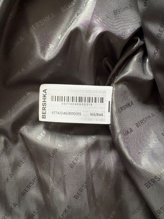 Chaqueta bomber negra Bershka