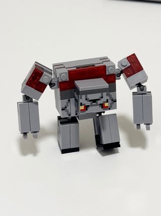 Golem di Pietra Rossa Minecraft Dungeons Compatibi