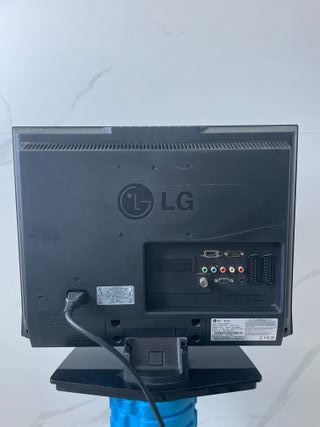 Monitor LG 19LS4D LCD 19 pollici