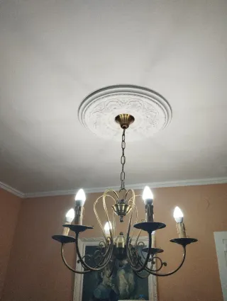 Lámpara antigua 6 brazos dorada