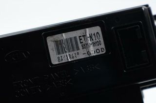 125836 pantalla gps 957101h100 kia cee'd 1.6 crdi