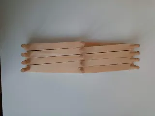 Perchero de madera expandible