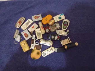 Lotto 76 accendini vintage anni '90