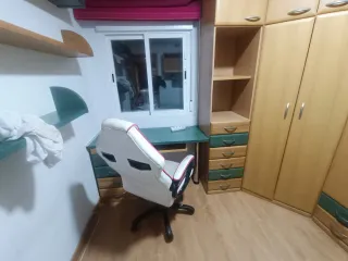 Alquilo habitación, para chica sola,