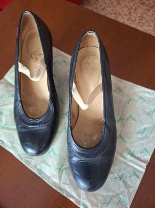 Zapatos de Flamenco en Piel Menkes. Talla 37